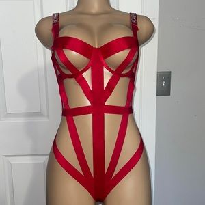 BRAND NEW vicky secrets sexy lingerie